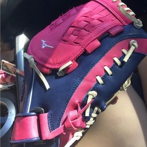 Mizuno MVP fastpitch softball glove